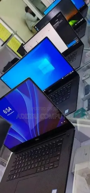 New Laptop Dell XPS 15 16GB Intel Core i5 SSD 512GB