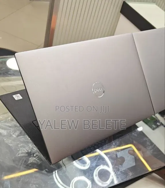 New Laptop Dell Precision 5560 16GB Intel Core i7 SSD 512GB