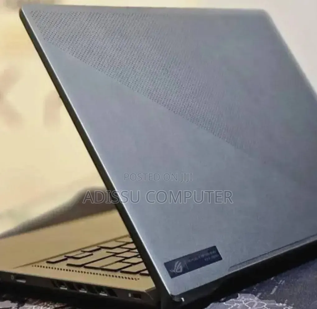 New Laptop Asus ROG Zephyrus G15 16GB Intel Core i7 SSD 512GB