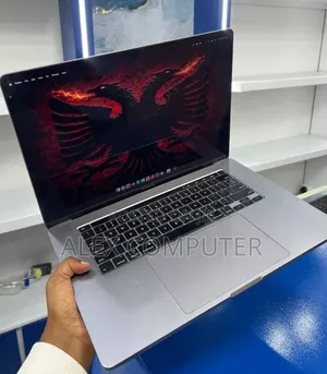 New Laptop Apple MacBook Pro 2019 32GB Intel Core i9 SSD 1T