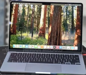 New Laptop Apple MacBook Air 2025 M4 16GB Apple M4 SSD 512GB