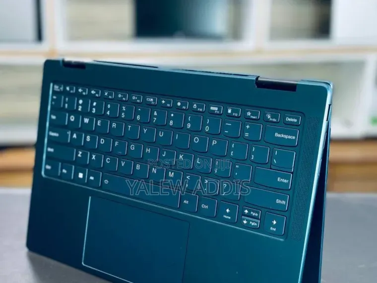 New Laptop Lenovo Yoga 9i 16GB Intel Core Ultra 7 SSD 512GB