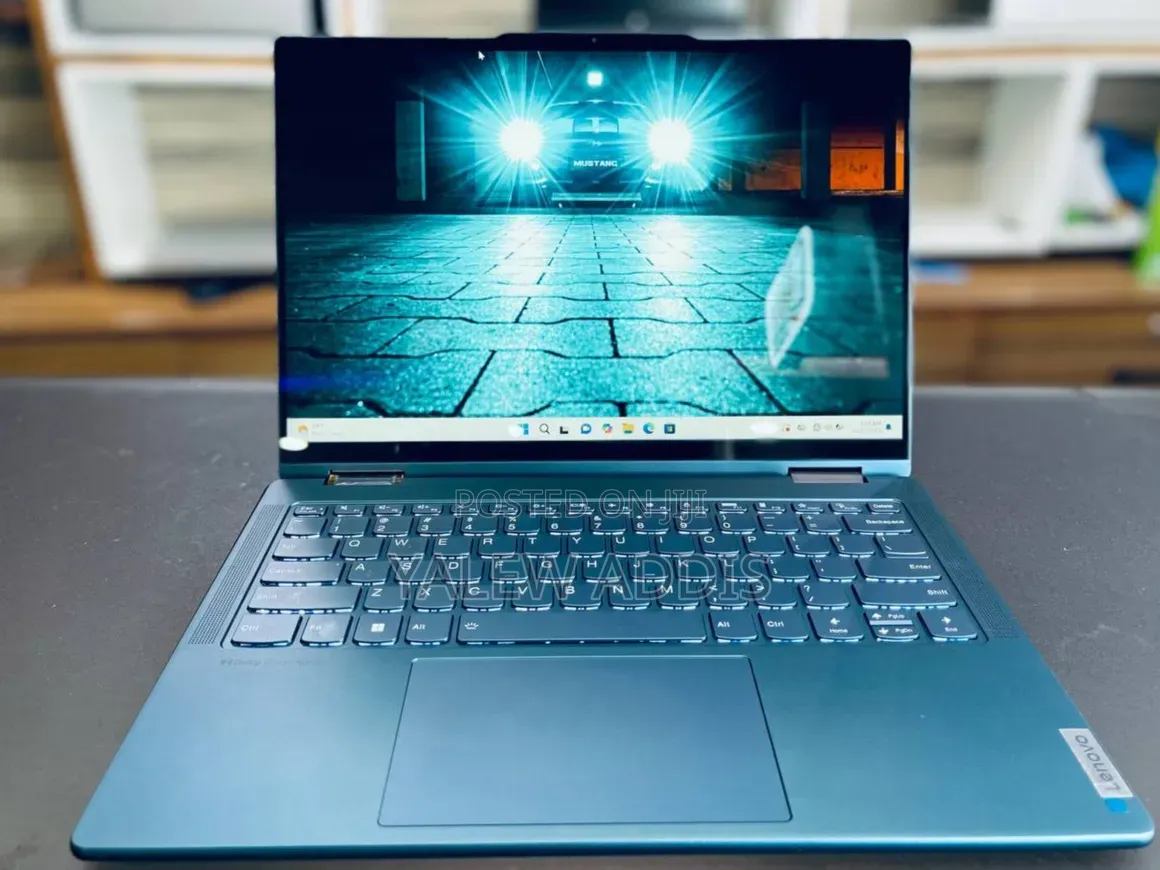 New Laptop Lenovo Yoga 9i 16GB Intel Core Ultra 7 SSD 512GB