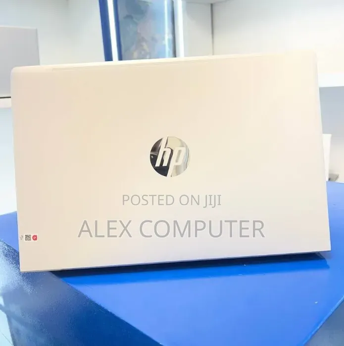 New Laptop HP ProBook 440 G10 16GB Intel Core i7 SSD 512GB