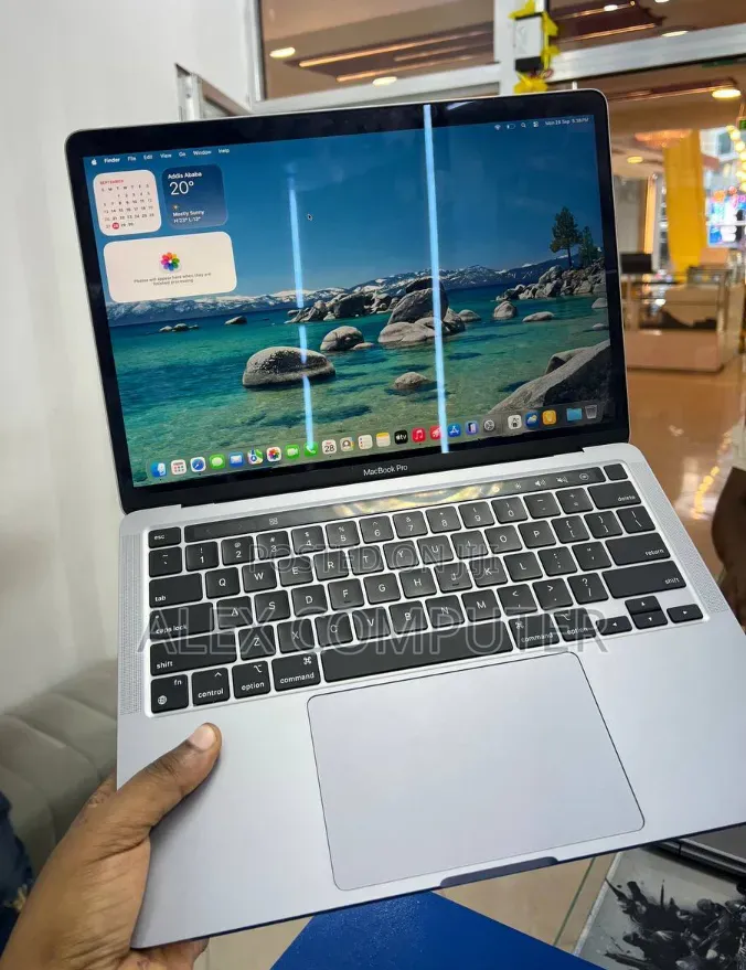 New Laptop Apple MacBook Pro 2020 M1 8GB Apple M1 SSD 256GB