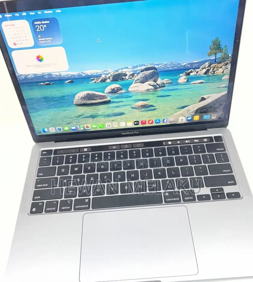 New Laptop Apple MacBook Pro 2020 M1 8GB Apple M1 SSD 256GB