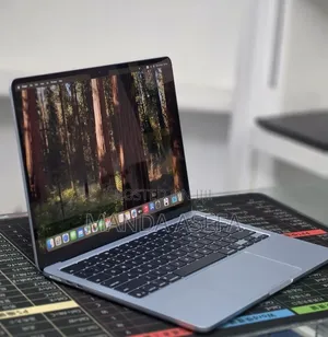 New Laptop Apple MacBook Air 2025 M4 16GB Apple M4 SSD 512GB