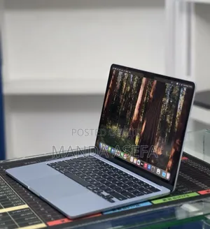 New Laptop Apple MacBook Air 2025 M4 16GB Apple M4 SSD 512GB