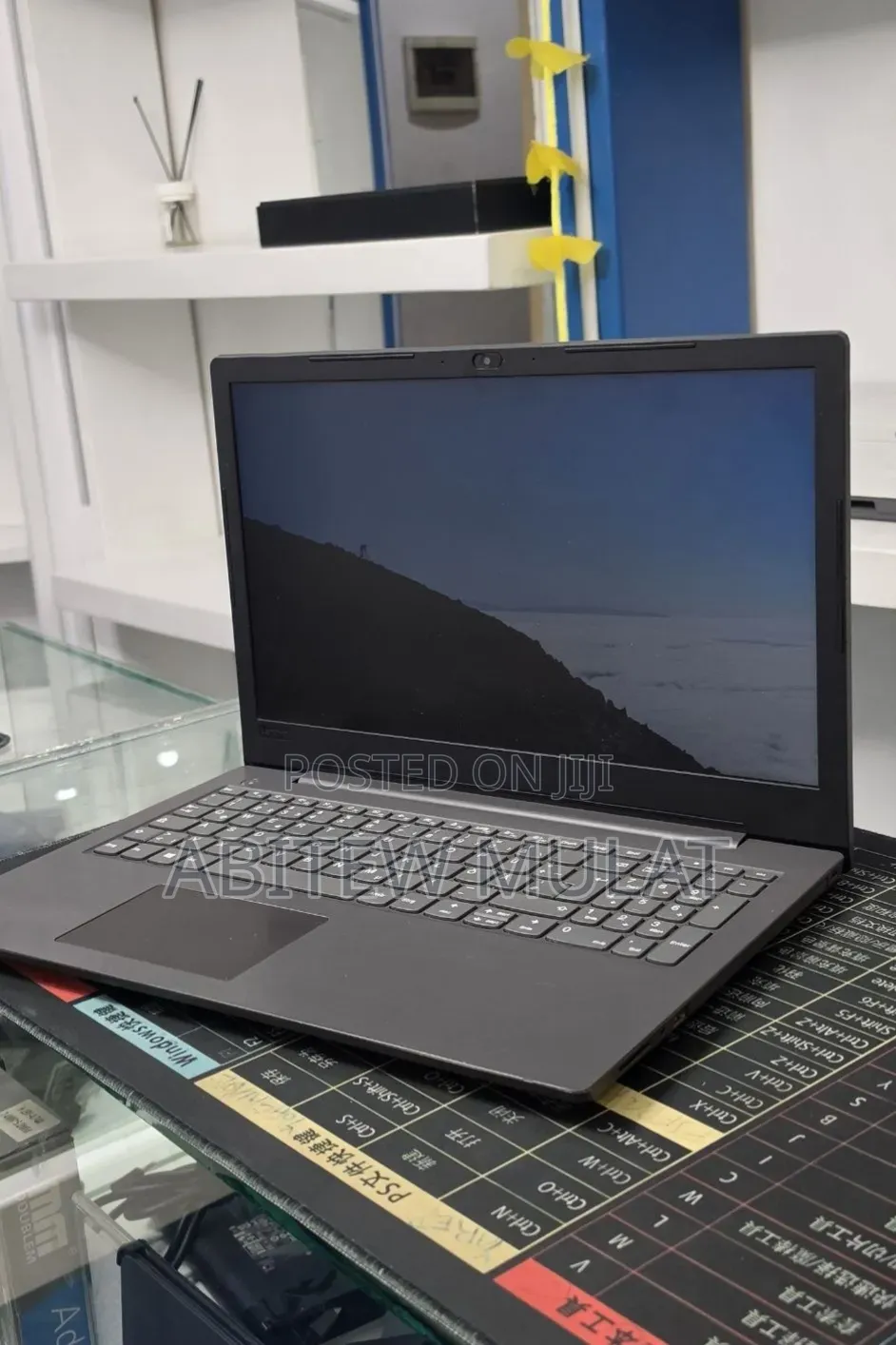 New Laptop Lenovo Ideapad 3 8GB Intel Core i3 HDD 1T