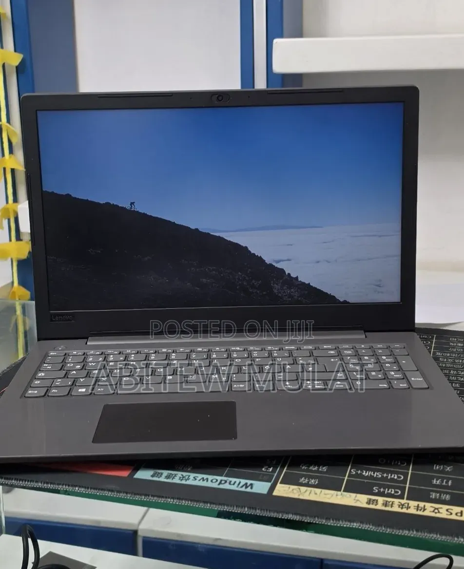 New Laptop Lenovo Ideapad 3 8GB Intel Core i3 HDD 1T