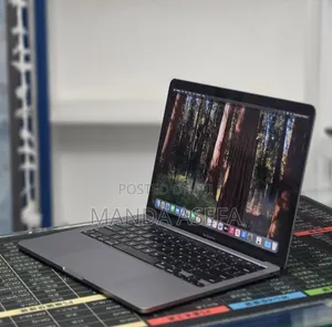 New Laptop Apple MacBook Pro 2020 M1 16GB Apple M1 SSD 256GB