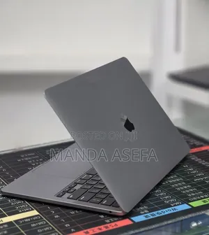 New Laptop Apple MacBook Pro 2020 M1 16GB Apple M1 SSD 256GB
