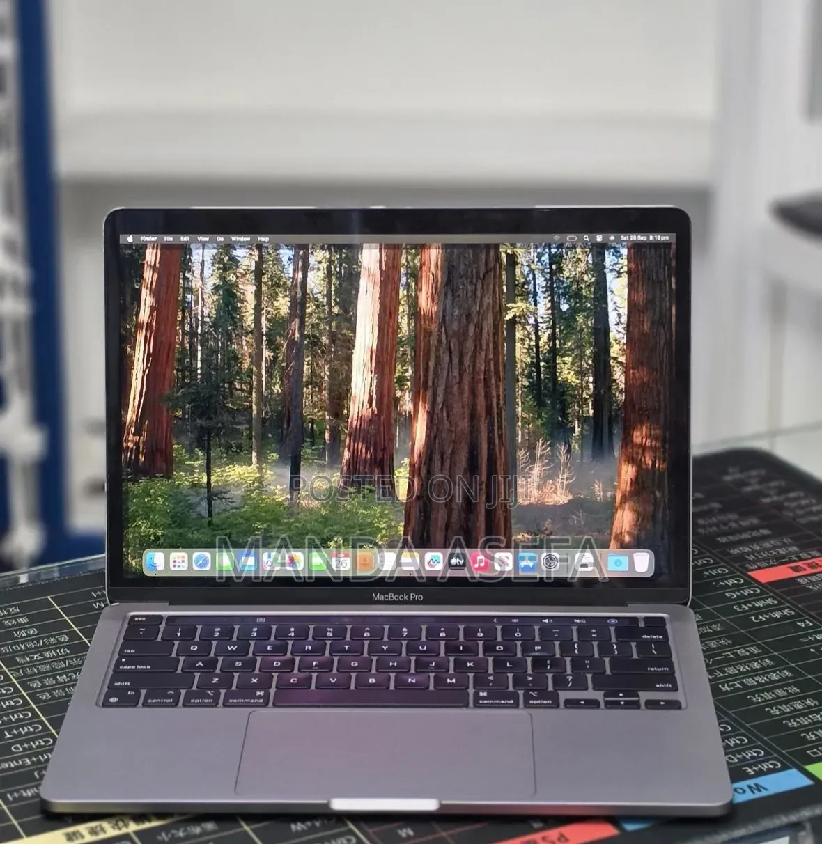 New Laptop Apple MacBook Pro 2020 M1 16GB Apple M1 SSD 256GB