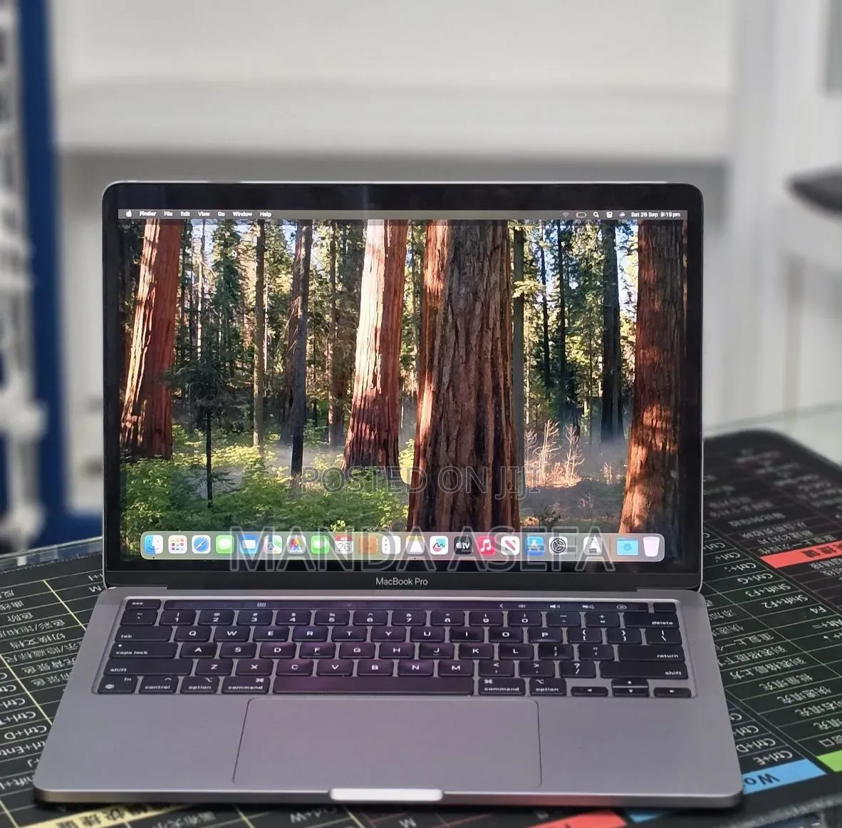 New Laptop Apple MacBook Pro 2020 M1 16GB Apple M1 SSD 256GB
