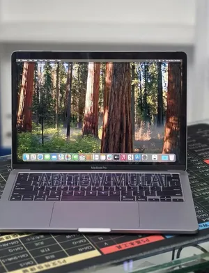 New Laptop Apple MacBook Pro 2020 M1 16GB Apple M1 SSD 256GB