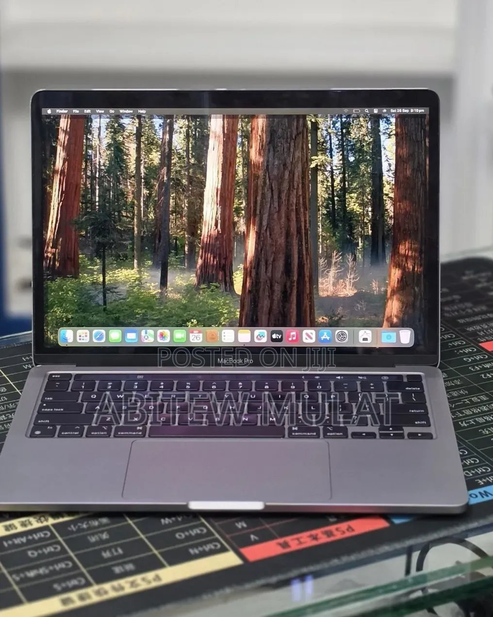 New Laptop Apple MacBook Pro 2020 M1 16GB Apple M1 SSD 256GB