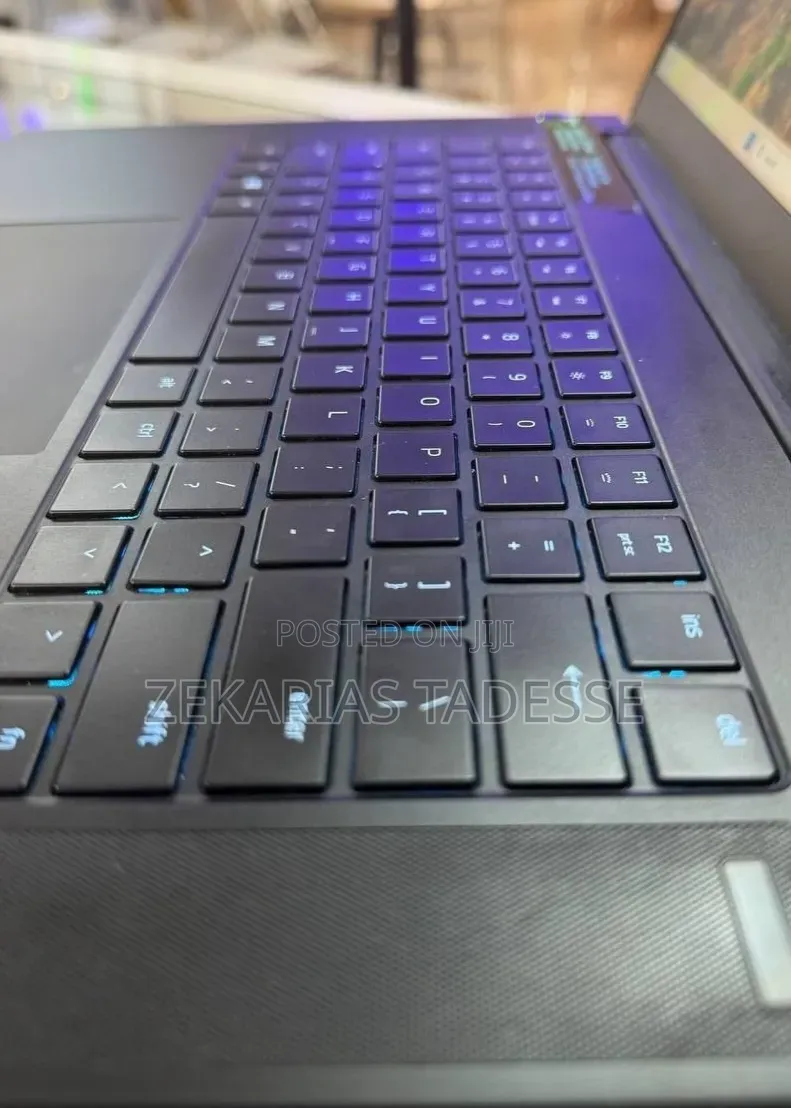 New Laptop MSI 16GB Intel Core i7 SSD 512GB