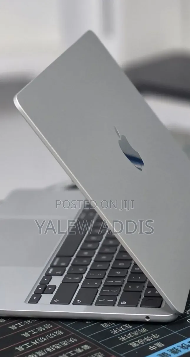New Laptop Apple MacBook Air 2026 M5 16GB Apple M5 SSD 512GB