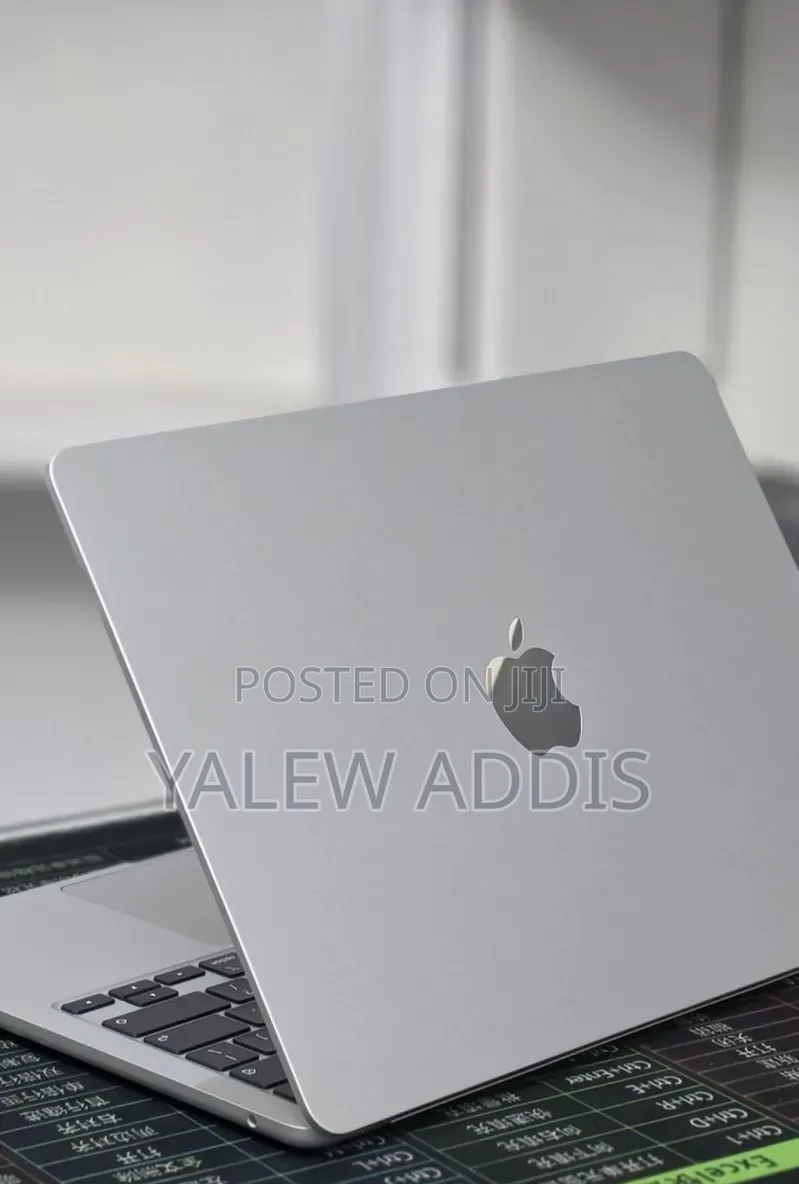 New Laptop Apple MacBook Air 2026 M5 16GB Apple M5 SSD 512GB
