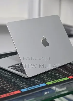 New Laptop Apple MacBook Air 2026 M5 16GB Apple M5 SSD 512GB