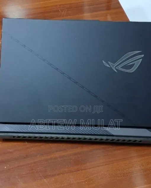 New Laptop Asus ROG Strix G18 32GB Intel Core i9 SSD 1T