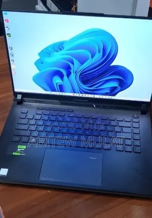 New Laptop Asus ROG Strix G18 32GB Intel Core i9 SSD 1T