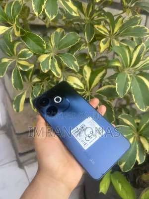 Infinix Smart 8 64 GB Black