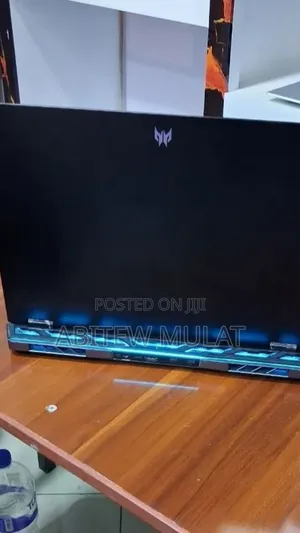 New Laptop Acer Predator Helios 16 16GB Intel Core i9 SSD 1T