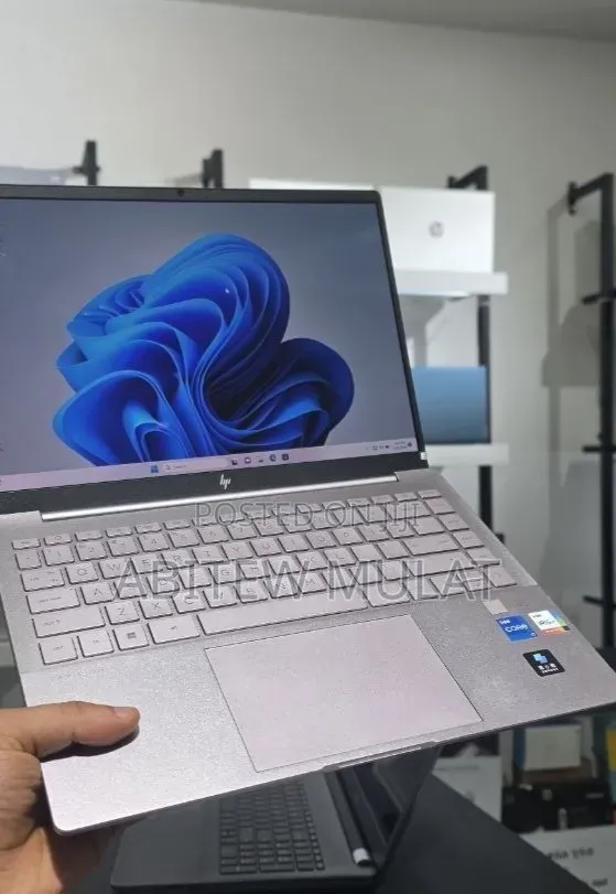 New Laptop HP Pavilion 14 16GB Intel Core i7 SSD 1T