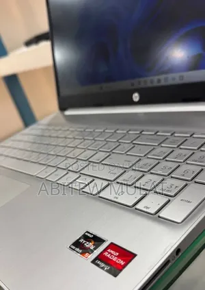 New Laptop HP Stream Notebook 8GB AMD Ryzen 5 SSD 512GB