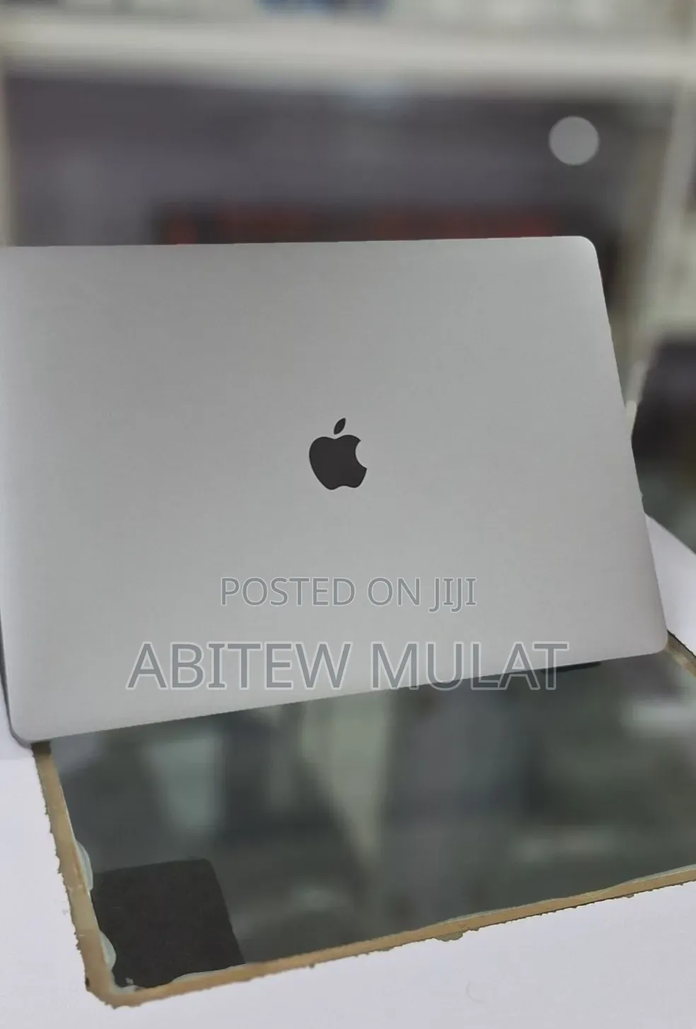 New Laptop Apple MacBook Pro 2019 64GB Intel Core i9 SSD 512GB