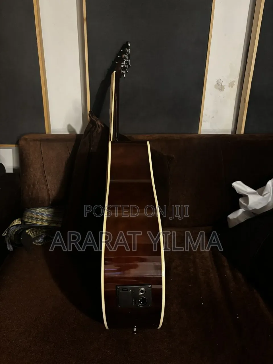 Yamaha F6000Eq Box Guitar