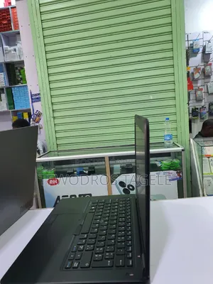 Laptop Dell Latitude E7450 8GB Intel Core i5 SSD 512GB