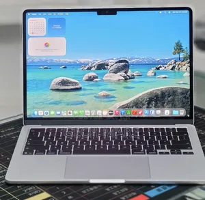 New Laptop Apple MacBook Pro 2025 M5 16GB Apple M5 SSD 512GB