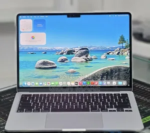 New Laptop Apple MacBook Pro 2025 M5 16GB Apple M5 SSD 512GB