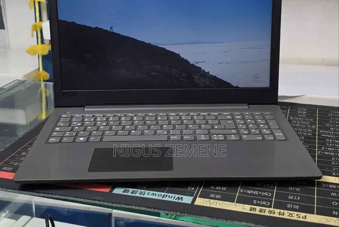 New Laptop Lenovo Ideapad 3 8GB Intel Core i3 SSD 1T