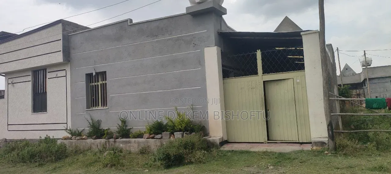 Furnished 8bdrm House in Bishoftu Dukem, Oromia-Finfinne for sale