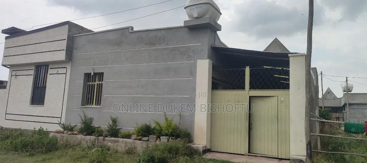 Furnished 8bdrm House in Bishoftu Dukem, Oromia-Finfinne for sale