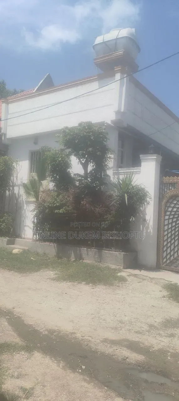 Furnished 8bdrm House in Bishoftu Dukem, Oromia-Finfinne for sale
