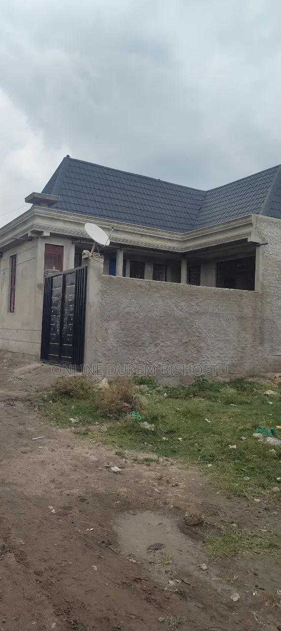 Furnished 7bdrm Villa in Bishoftu Dukem, Oromia-Finfinne for sale