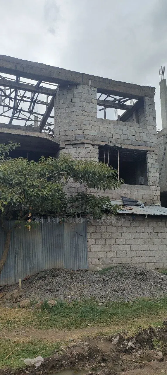 10bdrm Townhouse/Terrace in Bishoftu Dukem, Oromia-Finfinne for sale