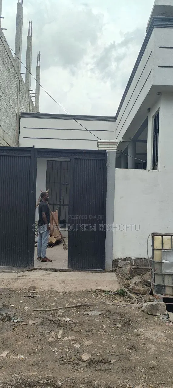Furnished 7bdrm House in Bishoftu Dukem, Oromia-Finfinne for sale