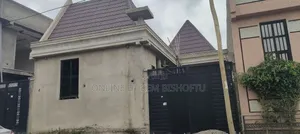 7bdrm Villa in Bishoftu Dukem, Oromia-Finfinne for sale