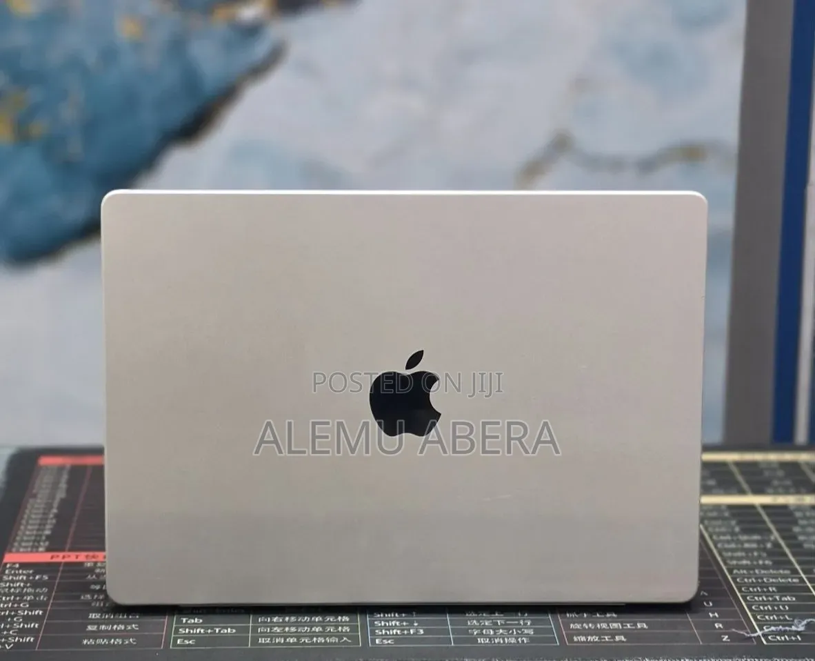 New Laptop Apple MacBook Pro 2021 M1 16GB Apple M1 Pro SSD 1T