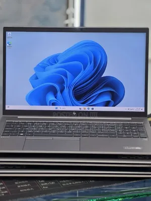 New Laptop HP ZBook 15 16GB Intel Core i5 SSD 512GB