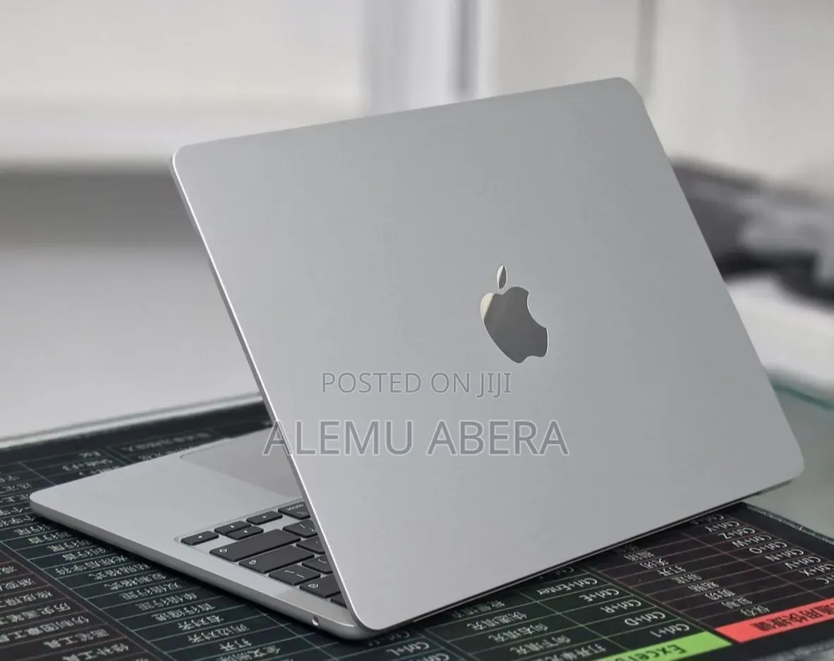 New Laptop Apple MacBook Air 2026 M5 16GB Apple M5 SSD 512GB