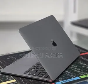 New Laptop Apple MacBook Pro 2020 M1 16GB Apple M1 SSD 256GB