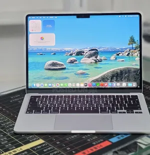 New Laptop Apple MacBook Air 2026 M5 16GB Apple M5 SSD 512GB