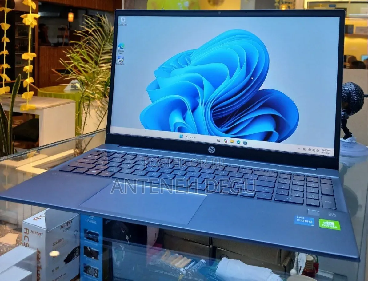 New Laptop HP Pavilion 15 16GB Intel Core i5 SSD 512GB
