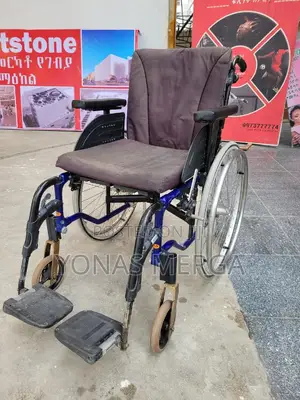 European Wheelchair賬瞿wilcher//Lightweight PROGEO Folding Wheelchair